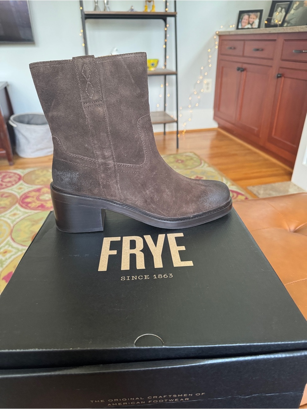 New in box Never worn. FRYE Dark Brown Suede Mid-Calf Block Heel Boot
